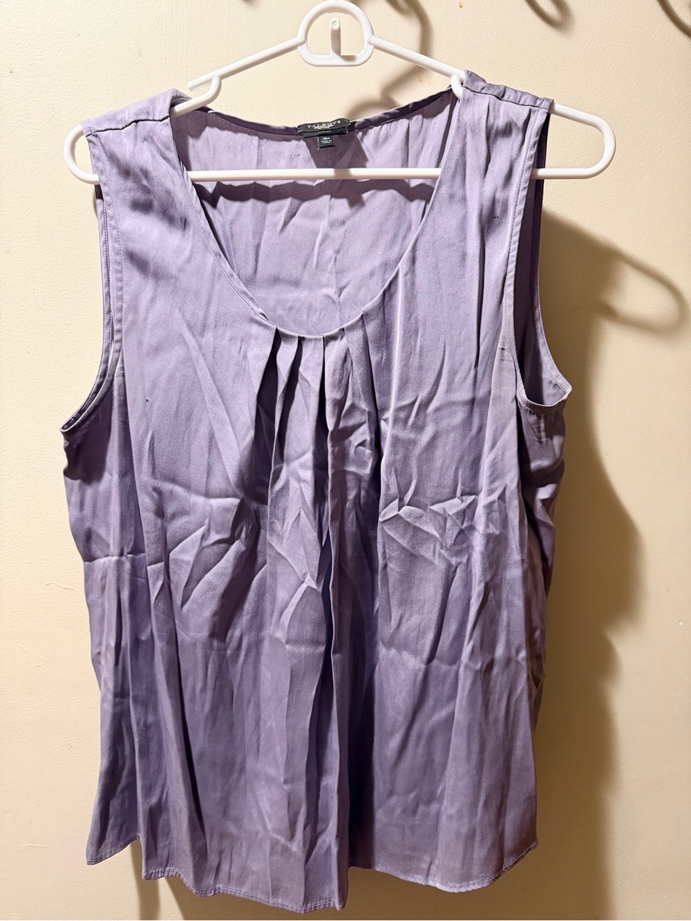 Talbots Lavender Pleated Scoop Neck Sleeveless Top